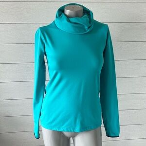 Nike fleece top M